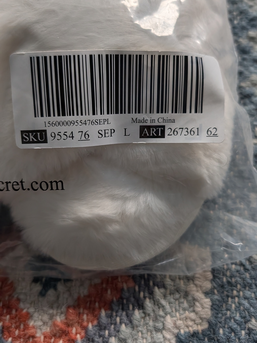Victoria's Secret White Faux Fur Slide Slippers - Picture 3 of 4
